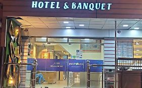 Hotel Holy Basil